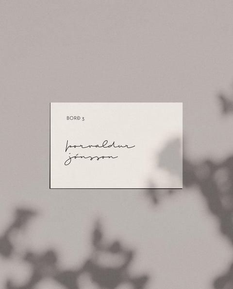 NÚMER 4 — SÆTAMERKINGAR